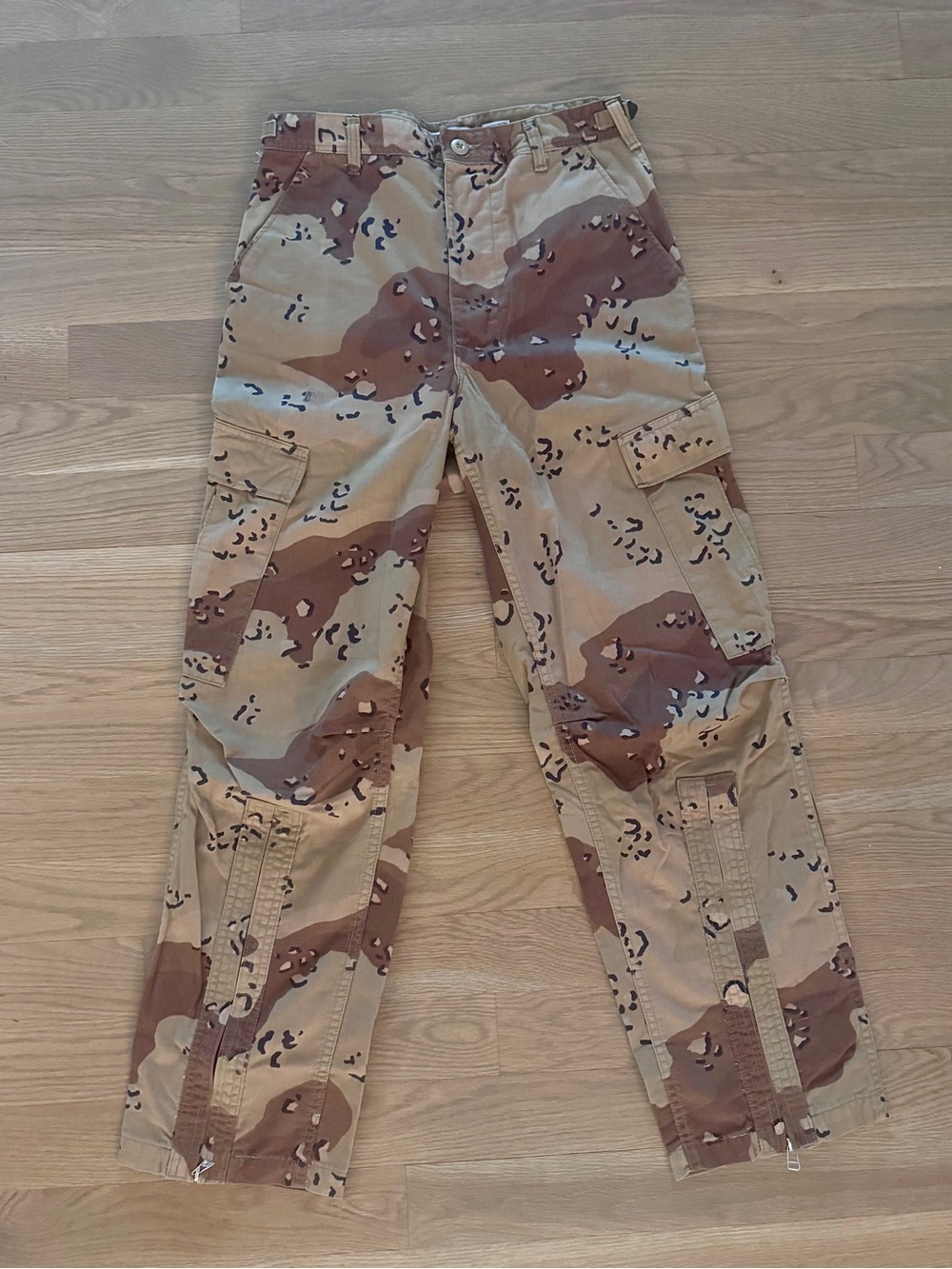 Re/Done Women’s Desert Camo Cargo Pants - Brown & Tan